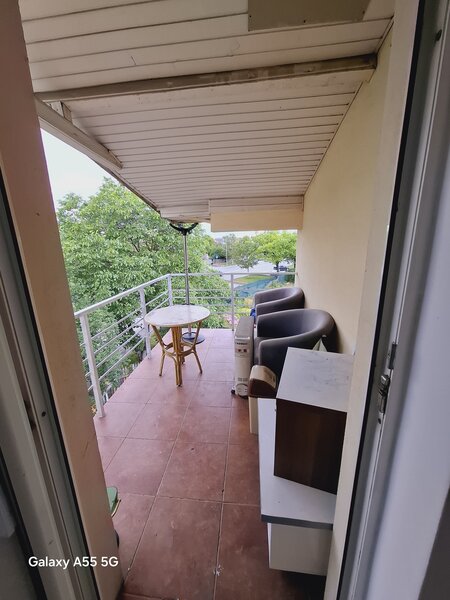 Dimitre Leonida, 3 min. metrou, vila cu 6 camere.